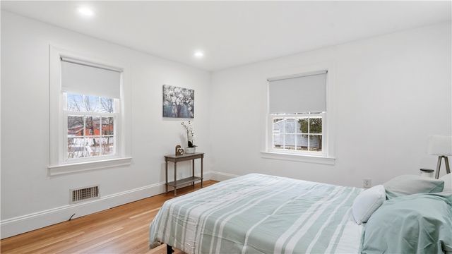 2 Reservoir Avenue, Johnston, RI 02919