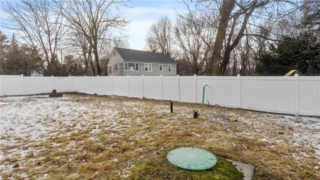2 Reservoir Avenue, Johnston, RI 02919