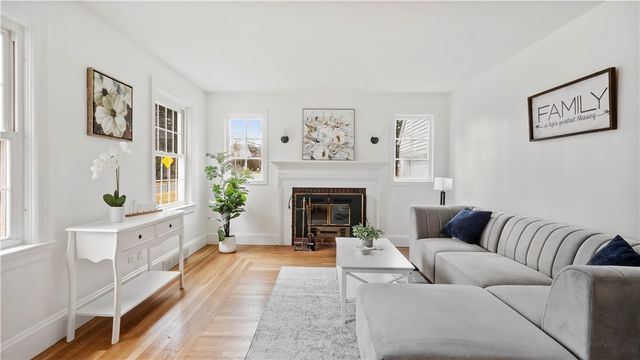 2 Reservoir Avenue, Johnston, RI 02919