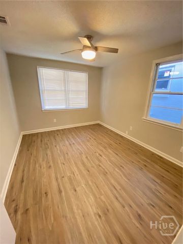 2137 Bolling Street, Savannah, GA 31404