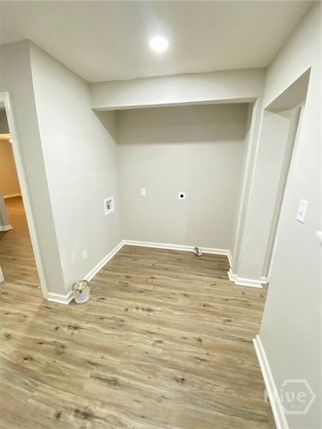 2137 Bolling Street, Savannah, GA 31404