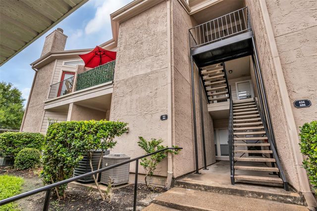 10855 Meadowglen Lane 604, Houston, TX 77042
