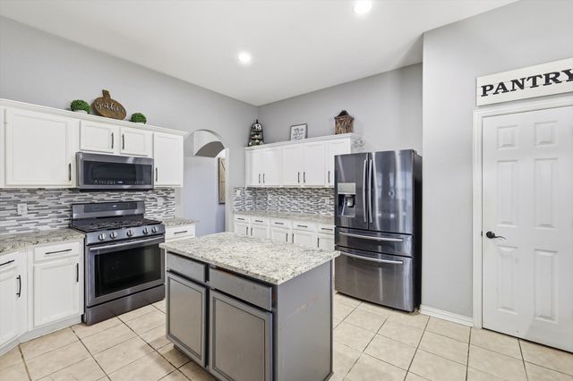 5403 Lavaca Road, Grand Prairie, TX 75052