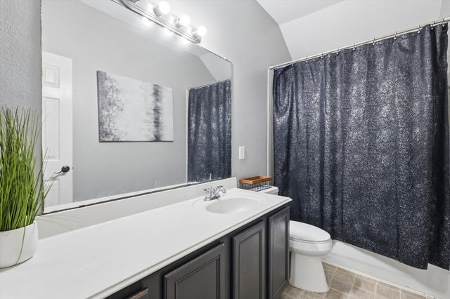 5403 Lavaca Road, Grand Prairie, TX 75052