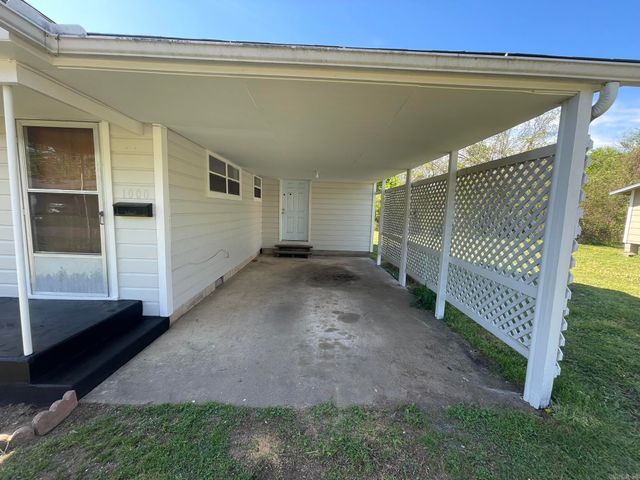1000 Marion Avenue, Mena, AR 71953