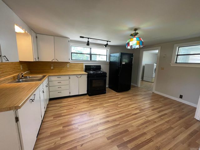 1000 Marion Avenue, Mena, AR 71953