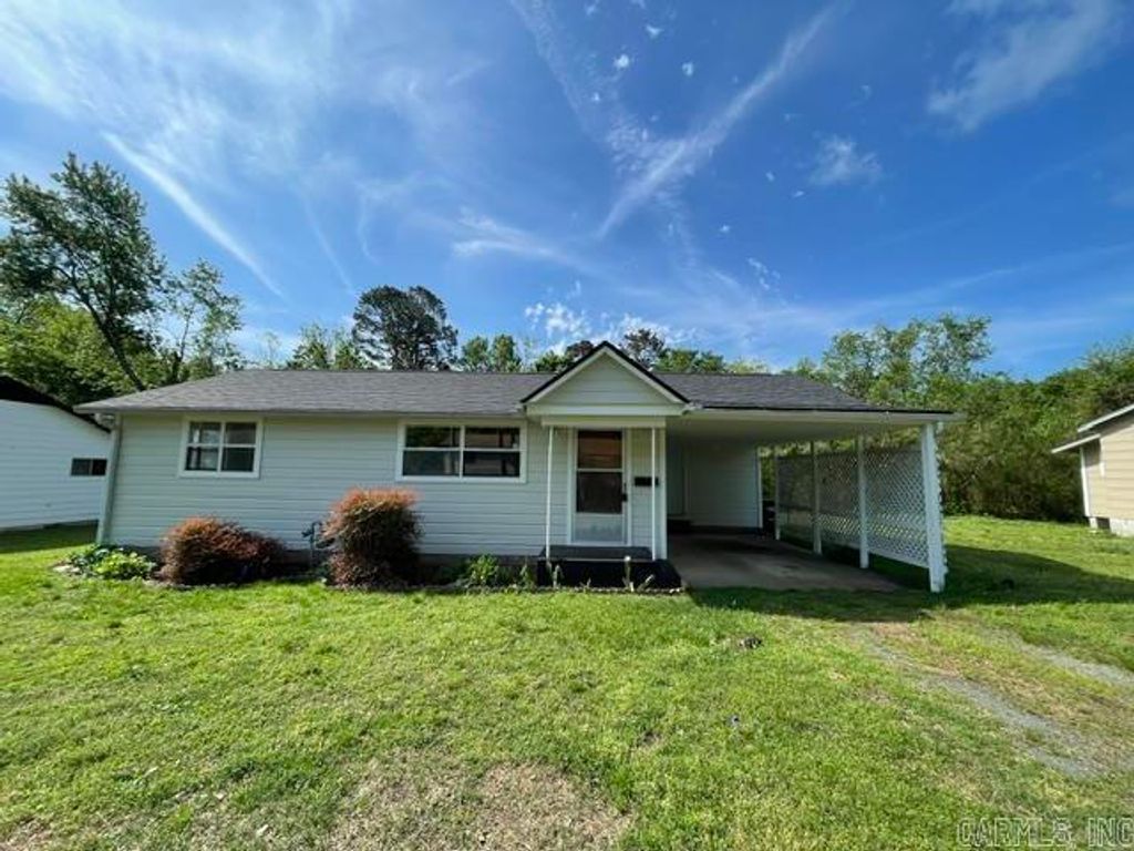 1000 Marion Avenue, Mena, AR 71953