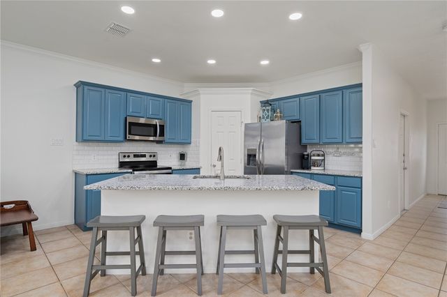 14878 Granada Dr Dr 303, Corpus Christi, TX 78418