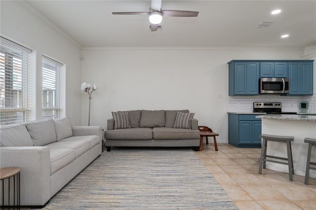 14878 Granada Dr Dr 303, Corpus Christi, TX 78418