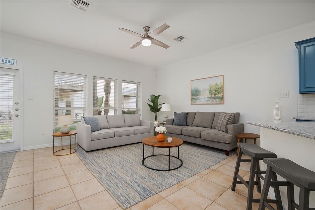 14878 Granada Dr Dr 303, Corpus Christi, TX 78418 — photo 4