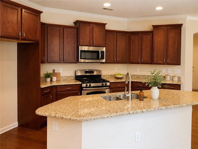 391 Gold Cove Lane, Johns Creek, GA 30097