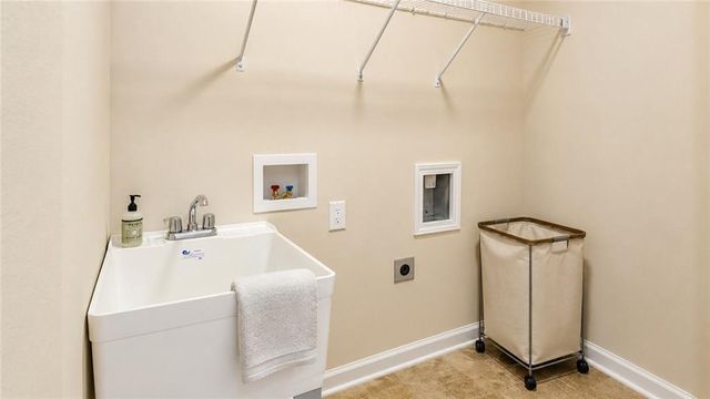 391 Gold Cove Lane, Johns Creek, GA 30097
