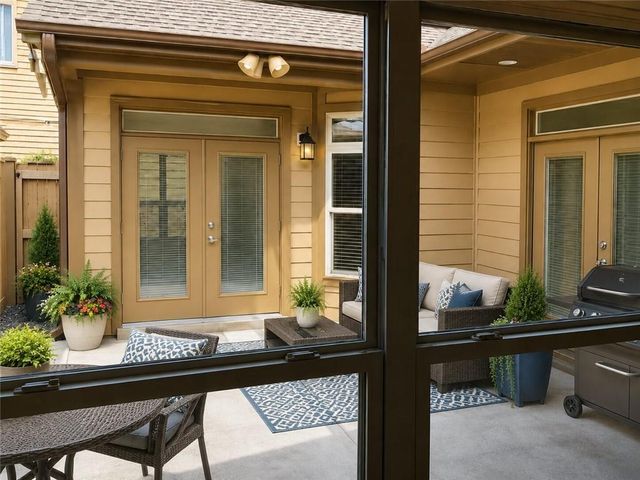 391 Gold Cove Lane, Johns Creek, GA 30097