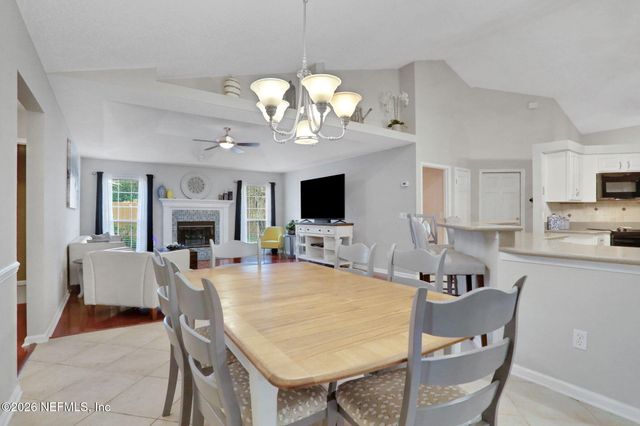 1860 ROYAL FERN Lane, Fleming Island, FL 32003