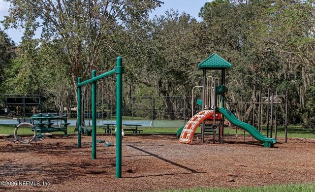 1860 ROYAL FERN Lane, Fleming Island, FL 32003