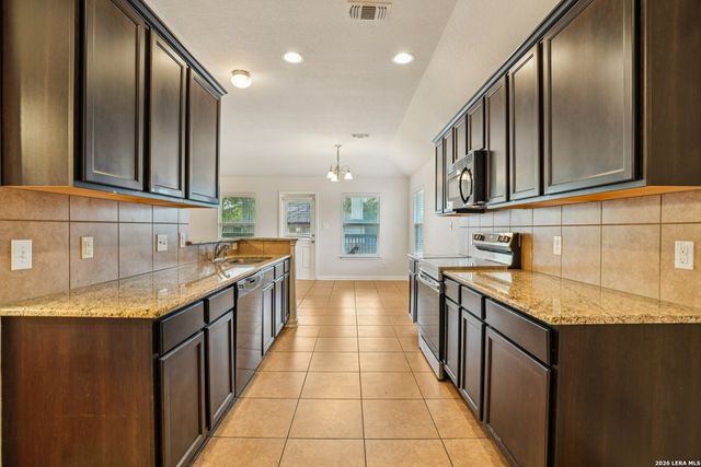 3302 Whisper Manor, Schertz, TX 78108