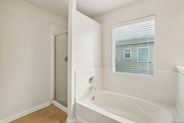 3302 Whisper Manor, Schertz, TX 78108