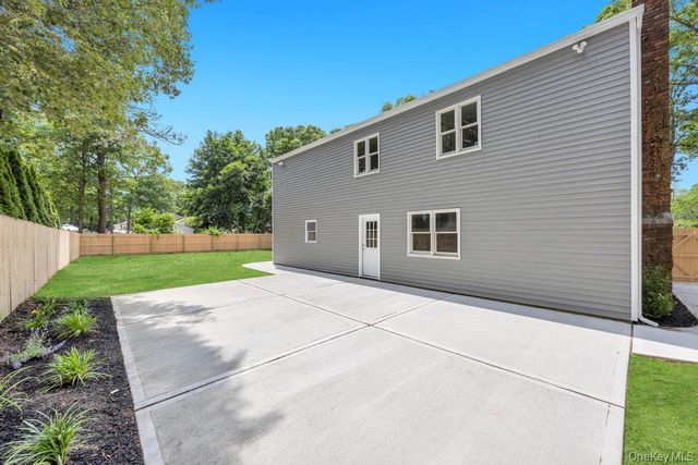369 Dare Road, Selden, NY 11784