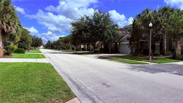 5377 OAKBOURNE AVENUE, Davenport, FL 33837