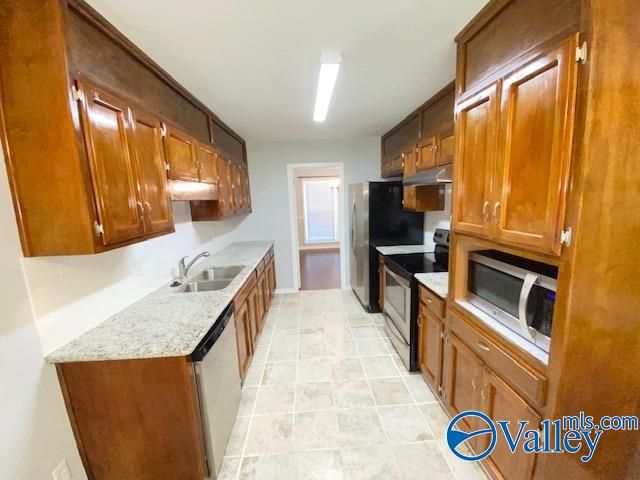 826 Crestview Drive, Madison, AL 35758