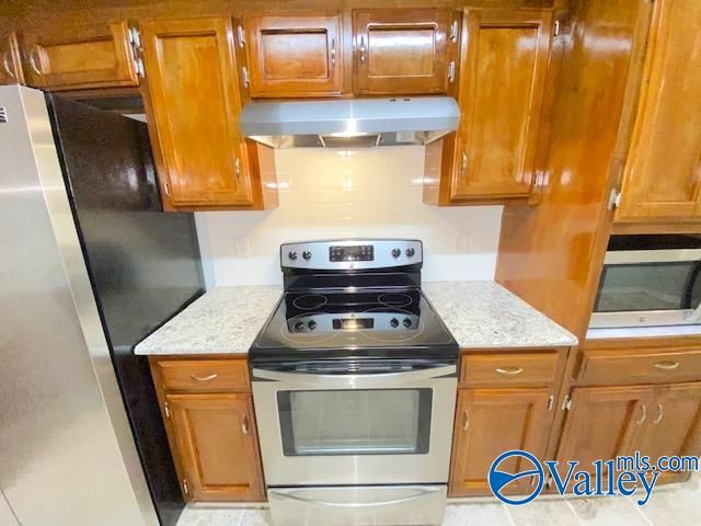 826 Crestview Drive, Madison, AL 35758