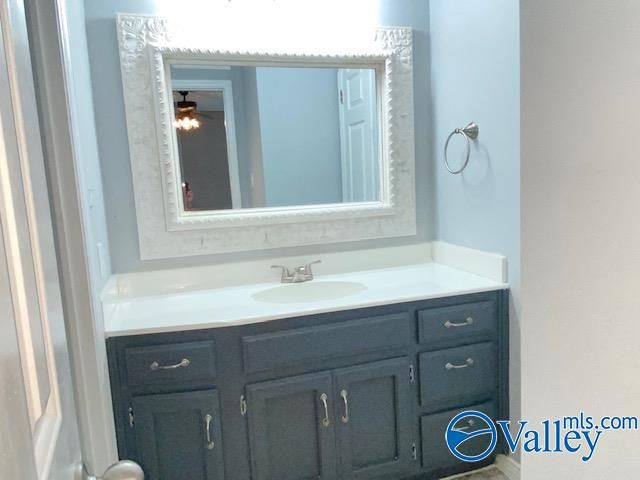 826 Crestview Drive, Madison, AL 35758