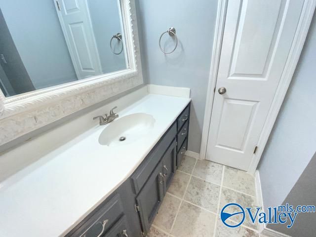 826 Crestview Drive, Madison, AL 35758