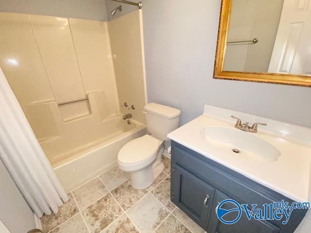 826 Crestview Drive, Madison, AL 35758