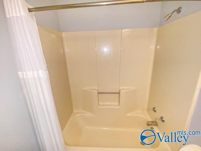 826 Crestview Drive, Madison, AL 35758