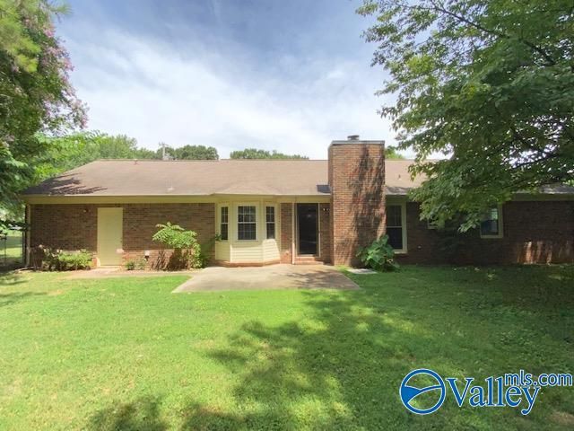 826 Crestview Drive, Madison, AL 35758