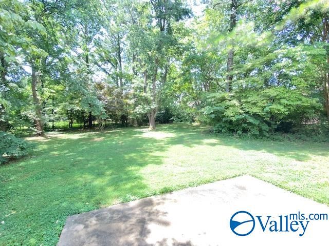 826 Crestview Drive, Madison, AL 35758