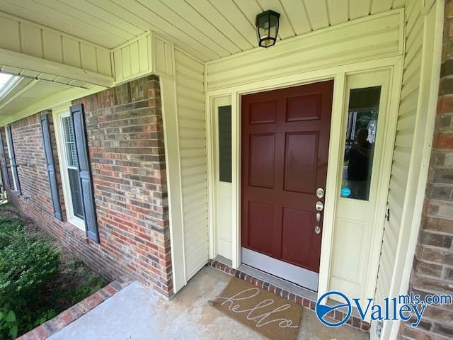 826 Crestview Drive, Madison, AL 35758
