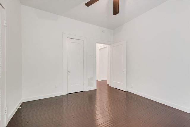 6042 Belmont Avenue, Dallas, TX 75206