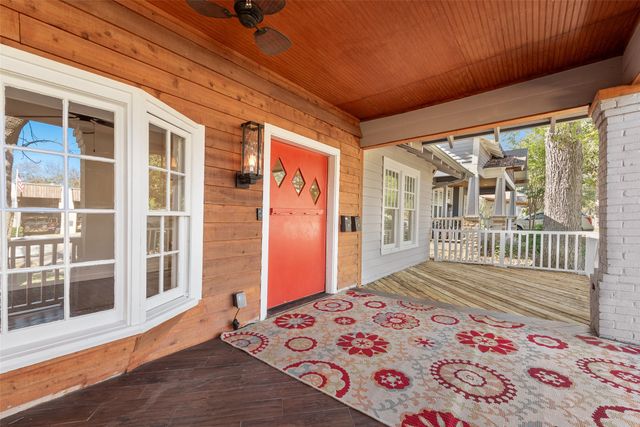 6042 Belmont Avenue, Dallas, TX 75206