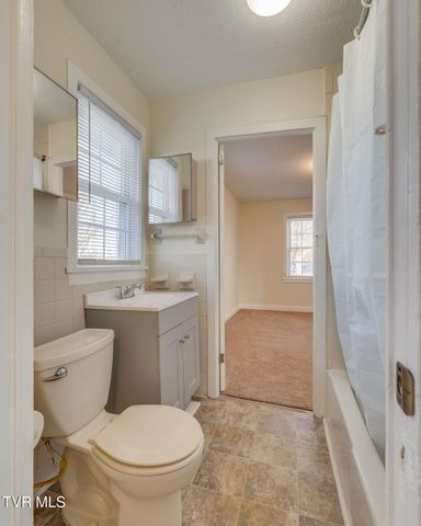 810 Lamont Street, Kingsport, TN 37664