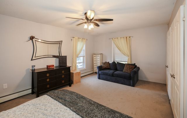 86 Stevens St B, Lowell, MA 01851