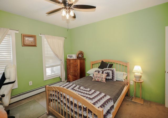 86 Stevens St B, Lowell, MA 01851