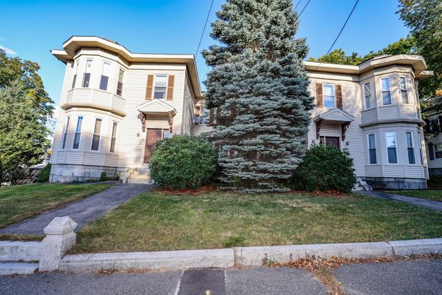 86 Stevens St B, Lowell, MA 01851