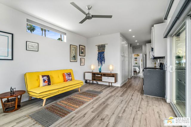 403 Ginger Drive, Palm Springs, CA 92264