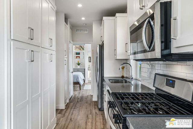 403 Ginger Drive, Palm Springs, CA 92264