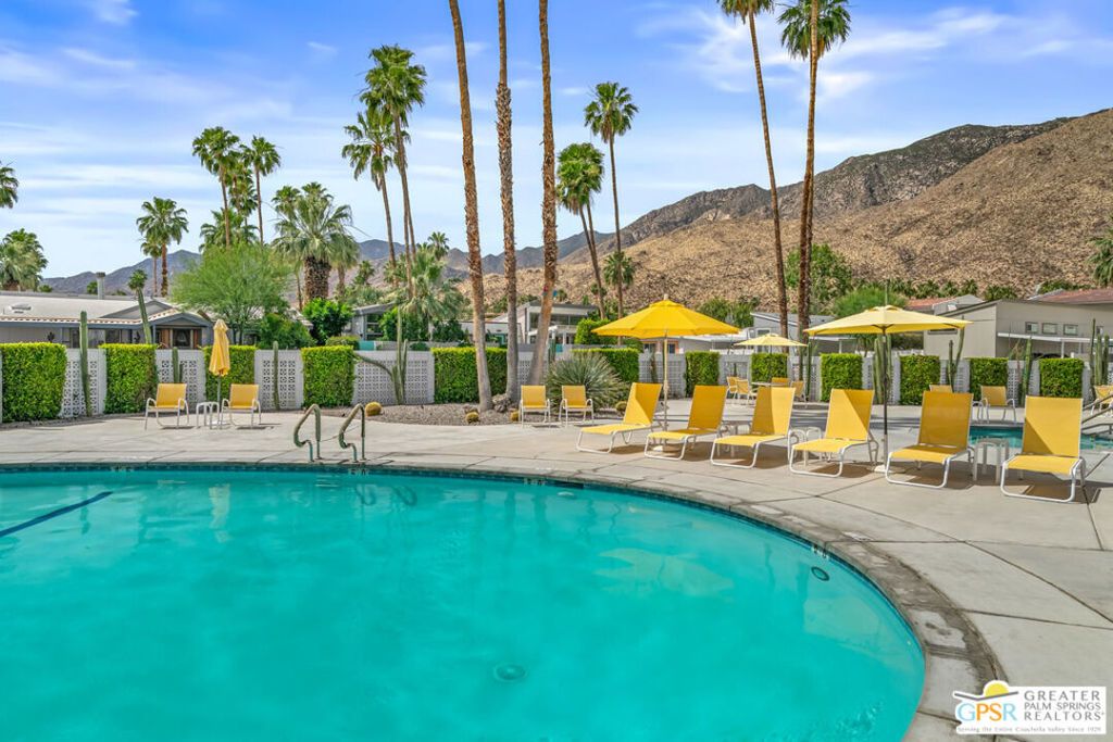 Image 36 of property listing at 403 Ginger Drive, Palm Springs, CA 92264