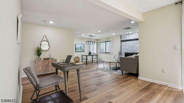 39 Musano Ct, West Orange Twp., NJ 07052