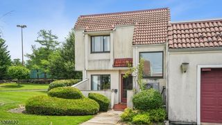 39 Musano Ct, West Orange Twp., NJ 07052