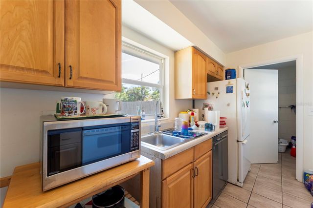 5015 BROOKMEADE DRIVE, Sarasota, FL 34232