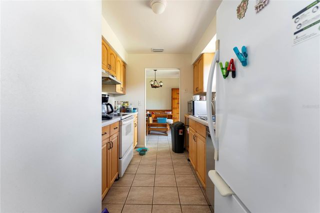 5015 BROOKMEADE DRIVE, Sarasota, FL 34232