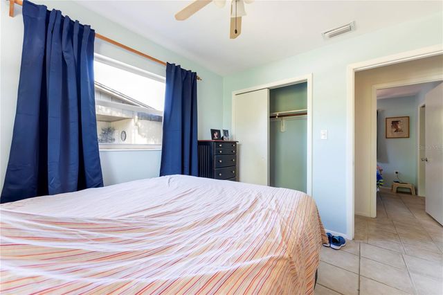5015 BROOKMEADE DRIVE, Sarasota, FL 34232