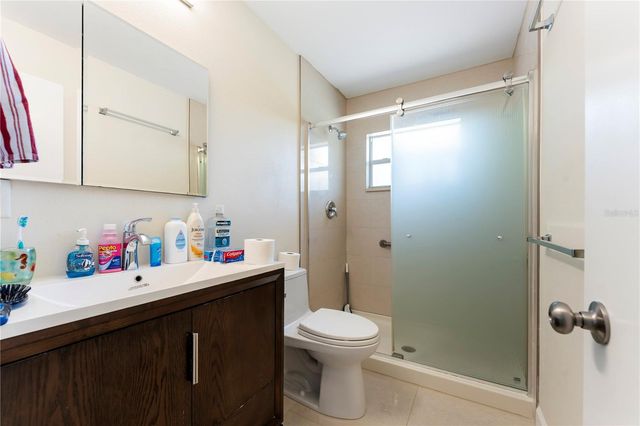 5015 BROOKMEADE DRIVE, Sarasota, FL 34232