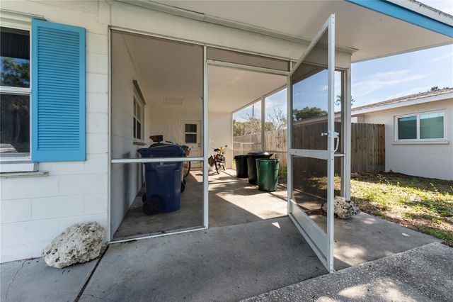 5015 BROOKMEADE DRIVE, Sarasota, FL 34232