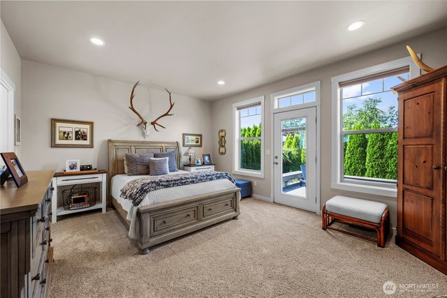 208 Lilly Lane, Mount Vernon, WA 98274