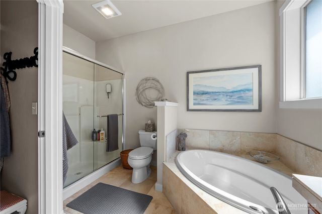 208 Lilly Lane, Mount Vernon, WA 98274